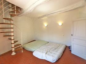 Appartement  vendre Cotignac (83570) : Duplex au cur du village, au calme, le charme de l'authentique !
