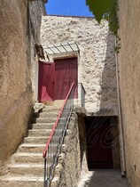 Maison de village � vendre Fox-Amphoux (83670) : Maison de Ma�tre en partie r�nov�e avec appartement ind�pendant et annexes