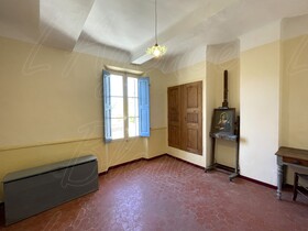 Maison de village � vendre Fox-Amphoux (83670) : Maison de Ma�tre en partie r�nov�e avec appartement ind�pendant et annexes