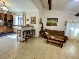 Villa / Propri�t� � vendre Carc�s (83570) : Maison enti�rement r�nov�e � pied du village, dans un quartier calme