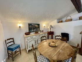 Villa / Propri�t� � vendre Carc�s (83570) : Maison enti�rement r�nov�e � pied du village, dans un quartier calme