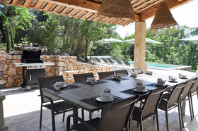 Villa / Propri�t� � vendre Flayosc (83780) : Villa r�cente, bien �quip�e et en parfait �tat, sur Flayosc