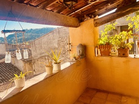 Appartement � vendre Cotignac (83570) : Appartement avec terrasse dans maison de village, au c�ur de Cotignac