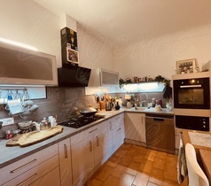 Appartement � vendre Cotignac (83570) : Appartement avec terrasse dans maison de village, au c�ur de Cotignac