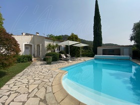 Villa / Propri�t� � vendre Salernes (83690) : Petit bijou dans un �crin de verdure