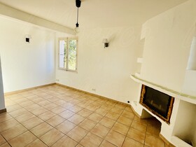 Villa / Propri�t� � vendre Cotignac (83570) : Maison au calme avec superbe vue sur Cotignac