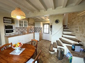 Villa / Propri�t� � vendre Carc�s (83570) : Ancien donjon enti�rement r�nov�, au c�ur d'un village de Provence Verte