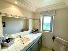 Villa / Propri�t� � vendre Carc�s (83570) : Ancien donjon enti�rement r�nov�, au c�ur d'un village de Provence Verte