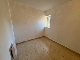 Maison de village � vendre Montfort sur Argens (83570) : Maison de village avec garage situ�e au centre du village