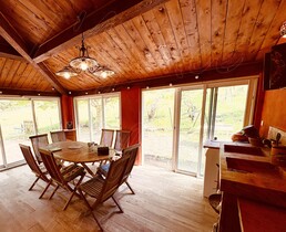 Villa / Propri�t� � vendre Carc�s (83570) : Propri�t� sur plus de 3,6 Ha, avec plusieurs b�tis, vue splendide et calme absolu.