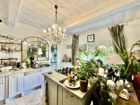 Villa / Propri�t� � vendre Cotignac (83570) : Maison r�cente en position dominante, � pied du village.