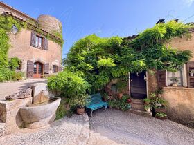 Maison de village � vendre Tourtour (83690) : Maison du 17�me si�cle, r�nov�e au c�ur du village.