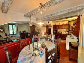 Propri�t� � vendre Cotignac (83570) : Unique sur Cotignac, id�al pour investisseur