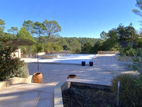 Villa / Propri�t� � vendre Bras (83149) : Vues remarquables pour cette spacieuse villa sur un grand terrain