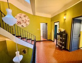 Maison de village � vendre Correns (83570) : Superbe maison de Ma�tre enti�rement r�nov�e, situ�e dans le 1er village bio de France.