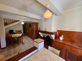 Maison de village � vendre Cotignac (83570) : Maison de village avec balcon centre village