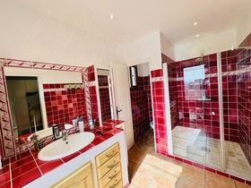 Maison de village � vendre Cotignac (83570) : Maison avec magnifique vue dominante sur les hauteurs de Cotignac